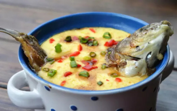 鯽魚蒸蛋