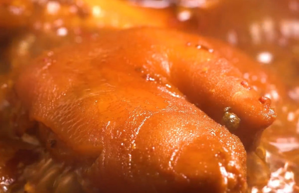 初次創(chuàng)業(yè)開什么店合適