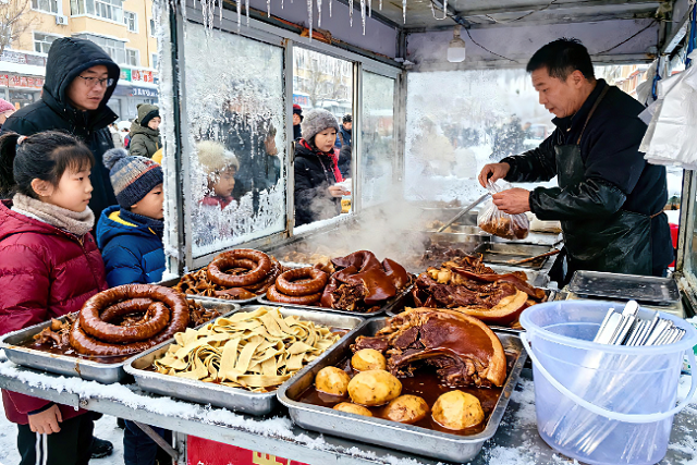 冬天擺攤賣熱乎的鹵味