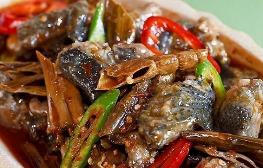 辣子魚(yú)塊的做法